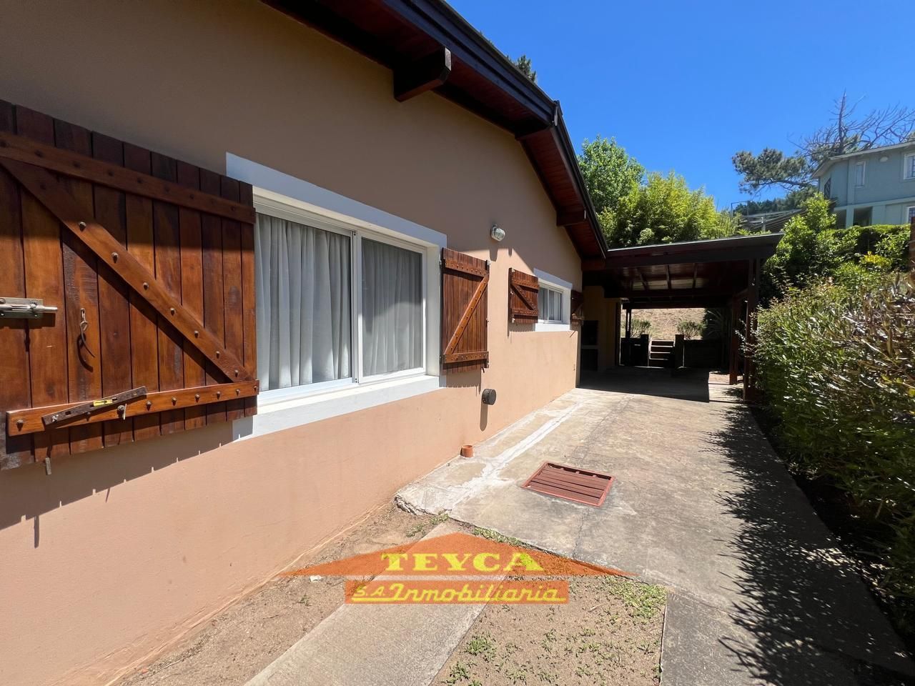 Casa en venta Mar De Ostende 3 ambientes