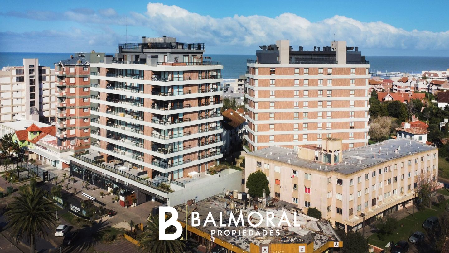ALQUILER DE DEPARTAMENTO EN Pinamar - Centro Playa - 1