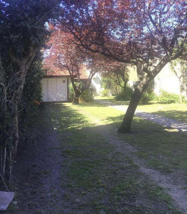 VENTA DE CASA EN G.B.A. Zona Sur - Almirante Brown - 30