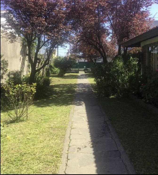 VENTA DE CASA EN G.B.A. Zona Sur - Almirante Brown - 32