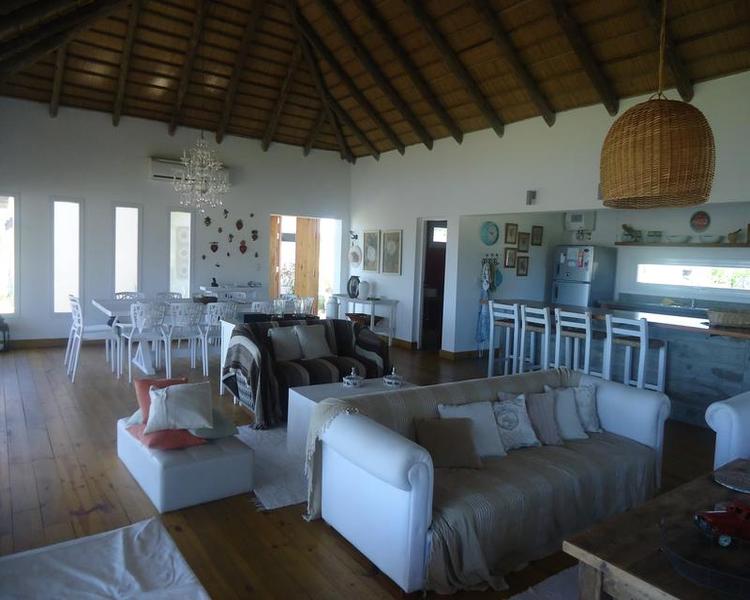Casa EN ALQUILER TEMPORARIO