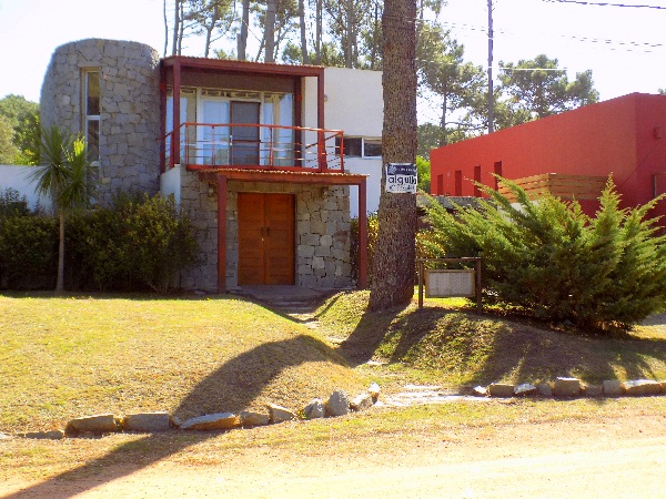 Casa EN ALQUILER TEMPORARIO