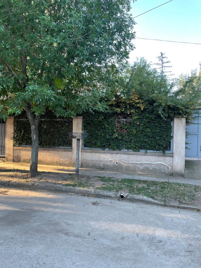 VENTA DE CASA EN Juana Koslay - 54 VIVIENDAS antes de Barrio Los Eucaliptos - 2