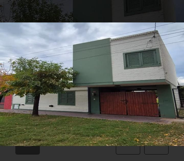 Casa en venta 4 ambientes