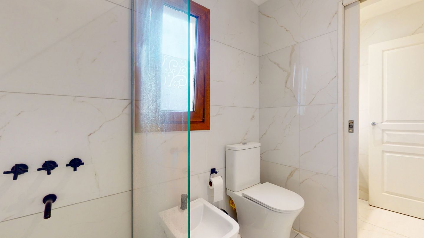 VENTA DE CASA EN La Plata - City Bell - 35