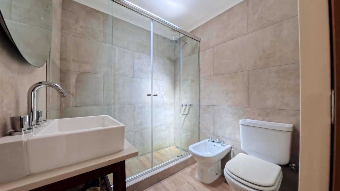 Casa en Venta en General San Martin, G.B.A. Zona Norte