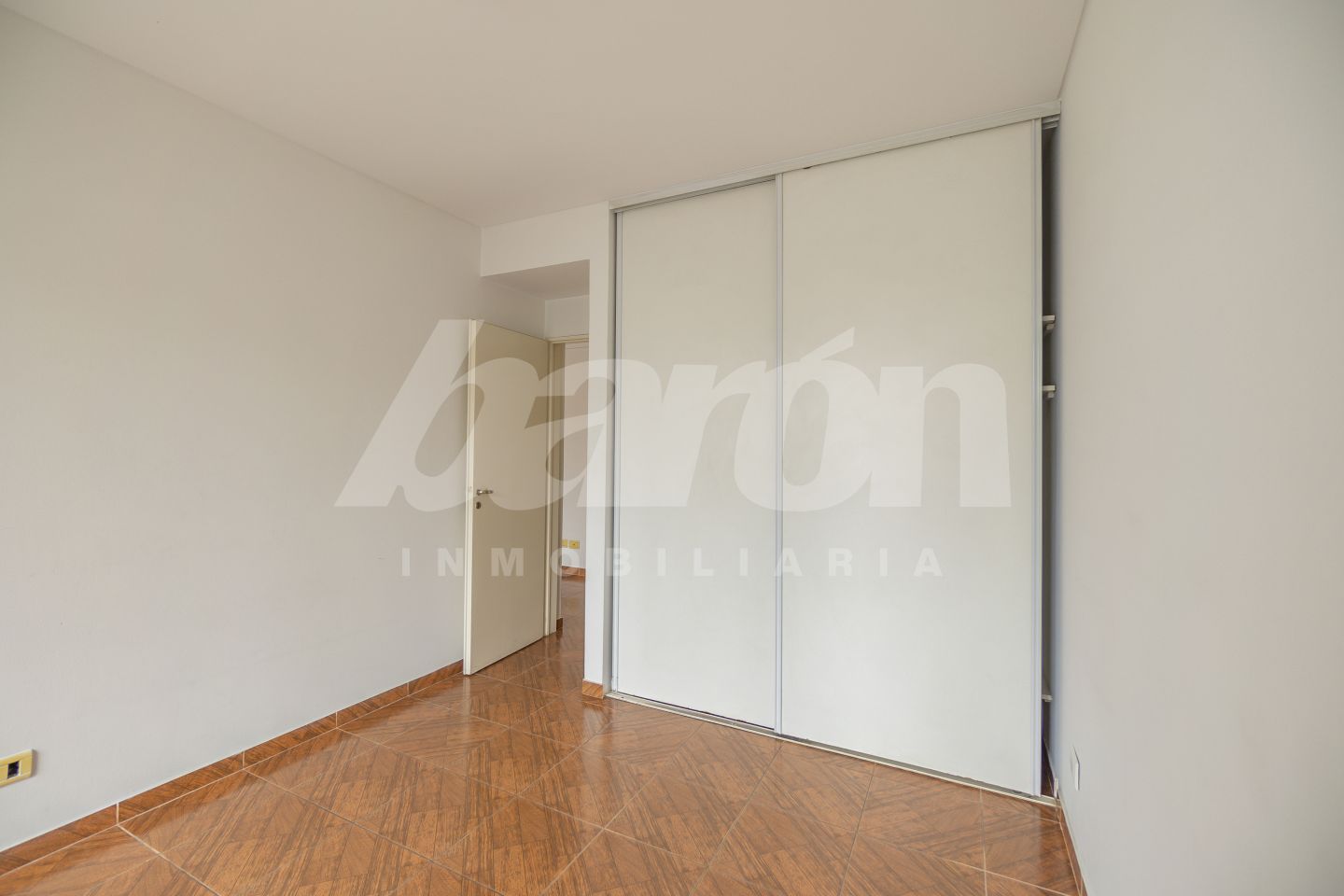 ALQUILER DE DEPARTAMENTO EN Lomas de Zamora - Lomas de Zamora - 10