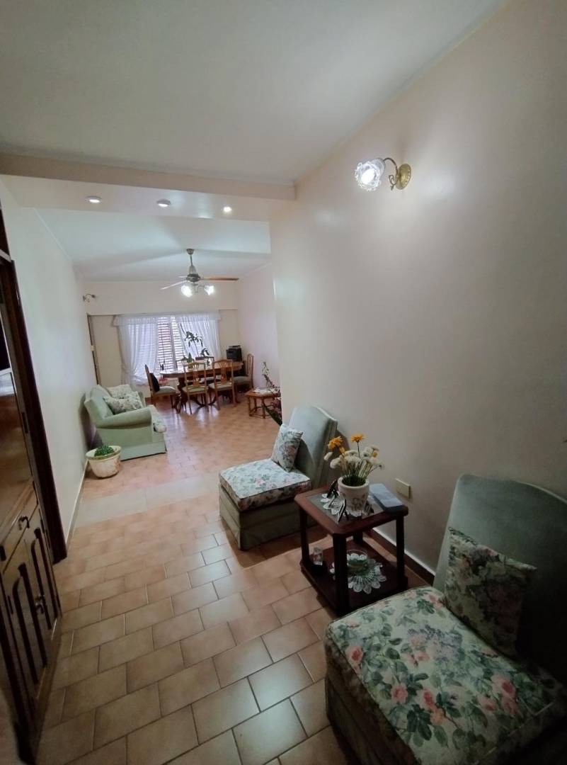 32 e/ 131 y 132. PH en venta - 3