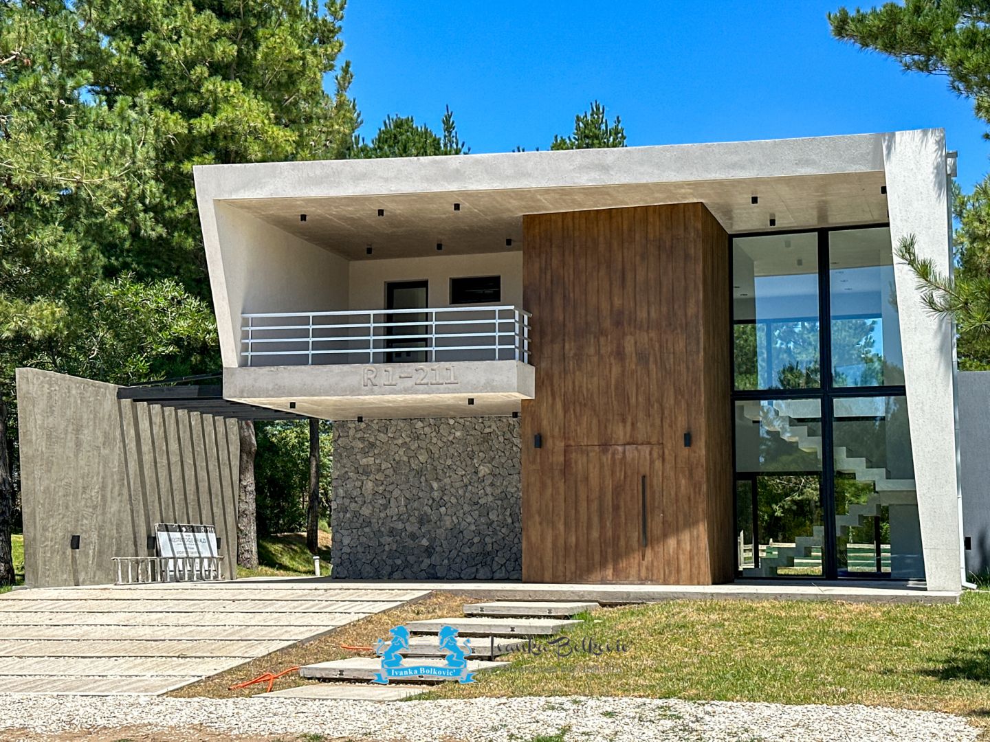 Casa en Barrio Residencial 1 5 ambientes