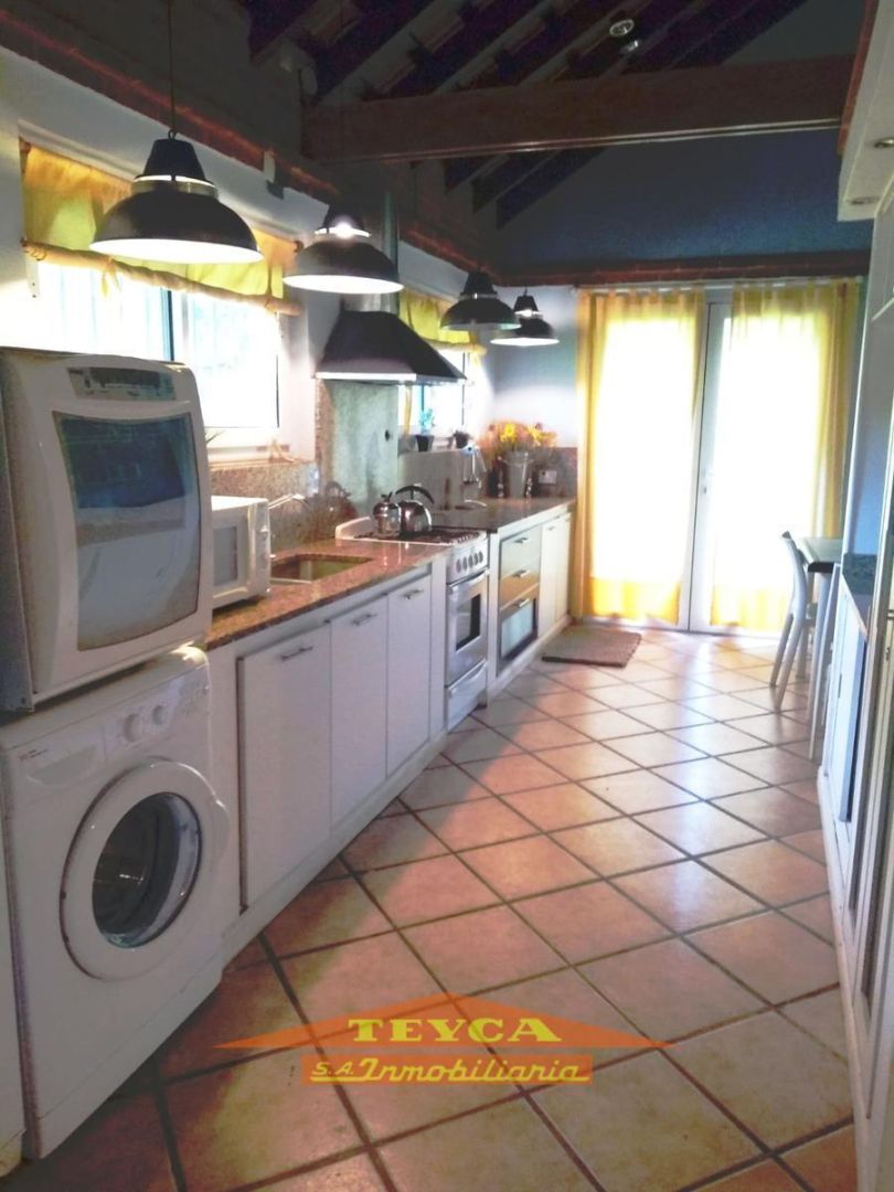 Casa en venta  4 ambientes