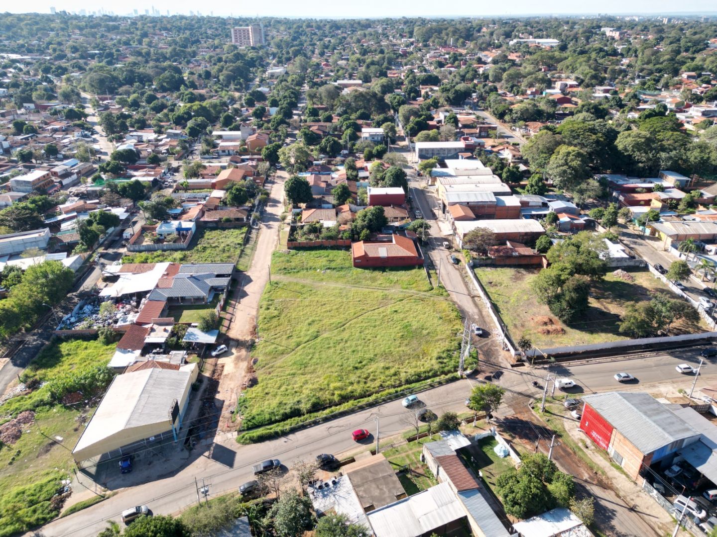 Terreno en venta Fernando De La Mora 