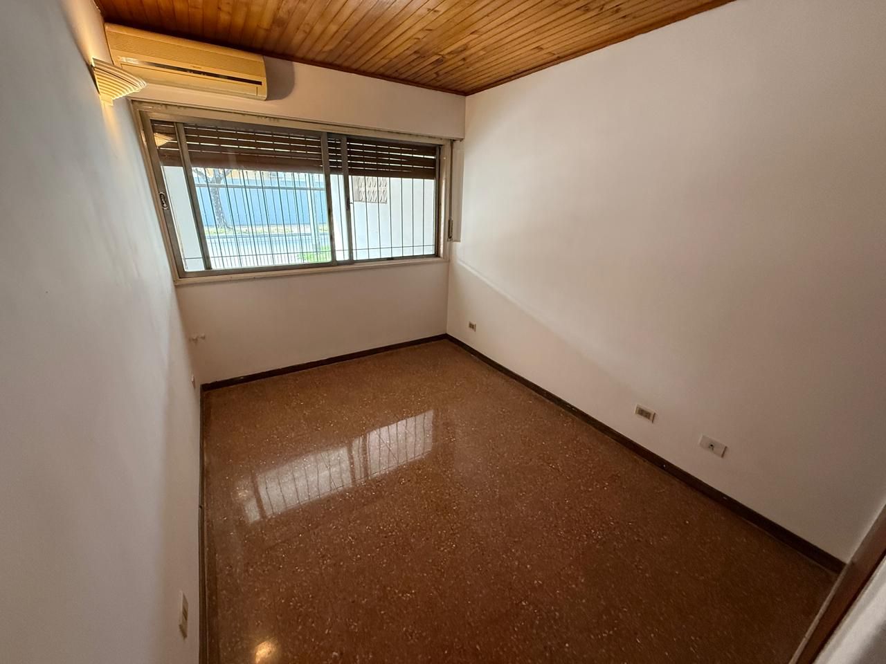 ALQUILER DE CASA EN Vicente López - Villa Adelina - 5