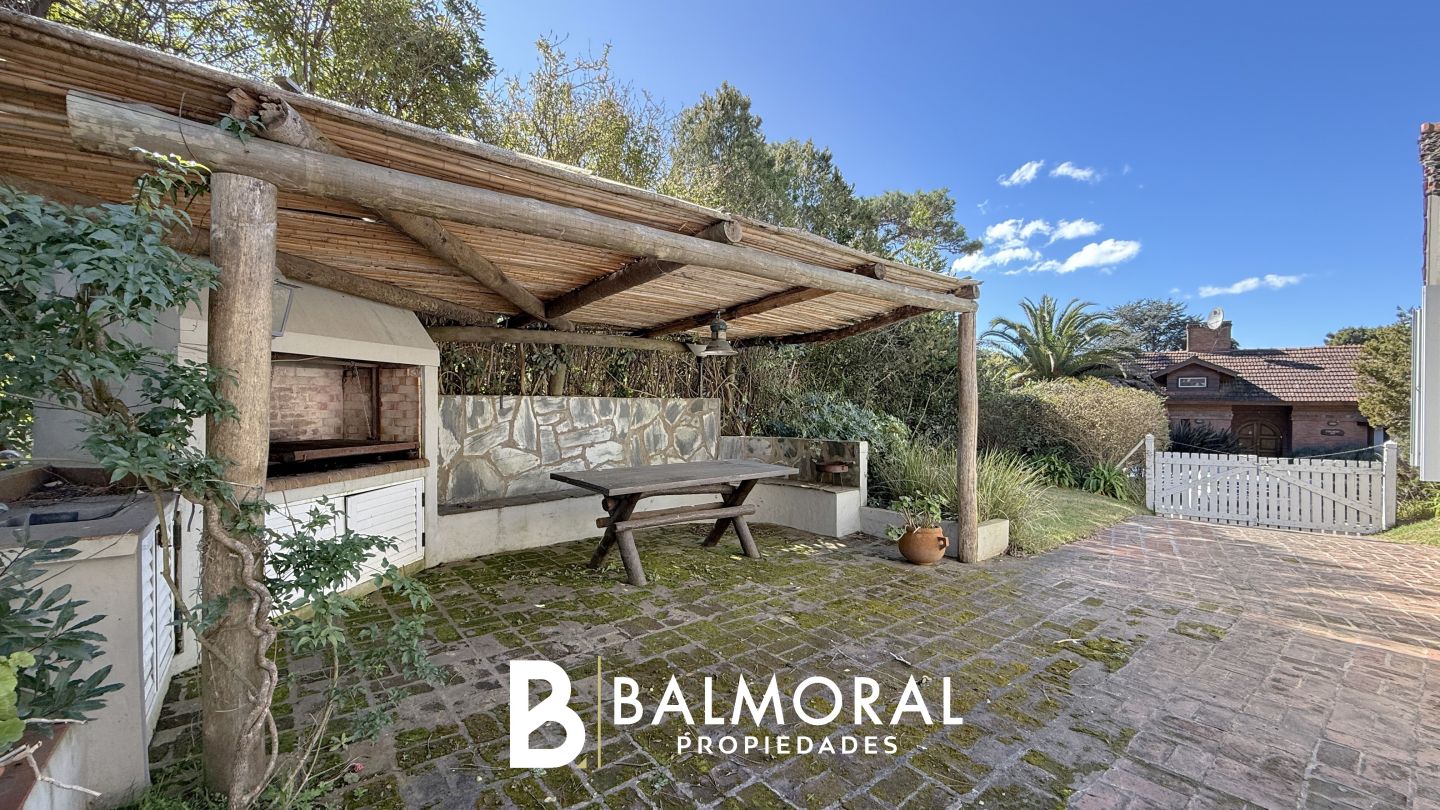 ALQUILER DE CASA EN Pinamar - Centro - 26
