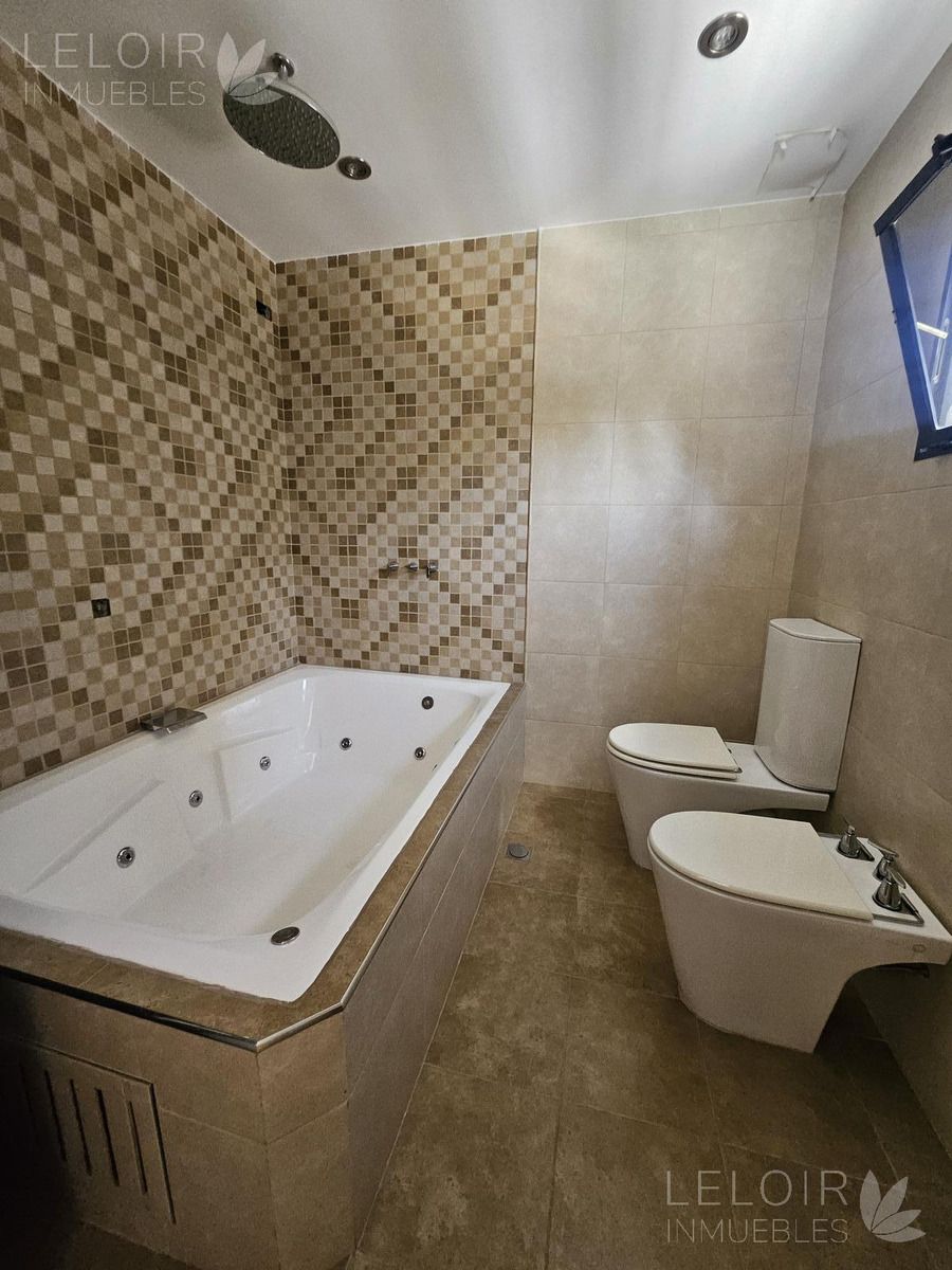 Casa en Venta en Ituzaingo, G.B.A. Zona Oeste