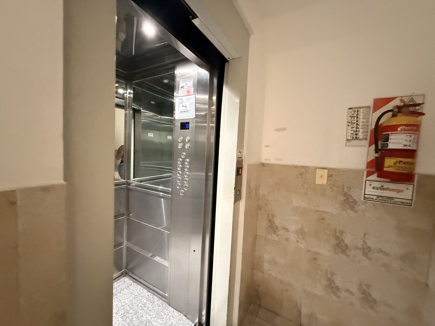 Departamento en Venta en General San Martin, G.B.A. Zona Norte