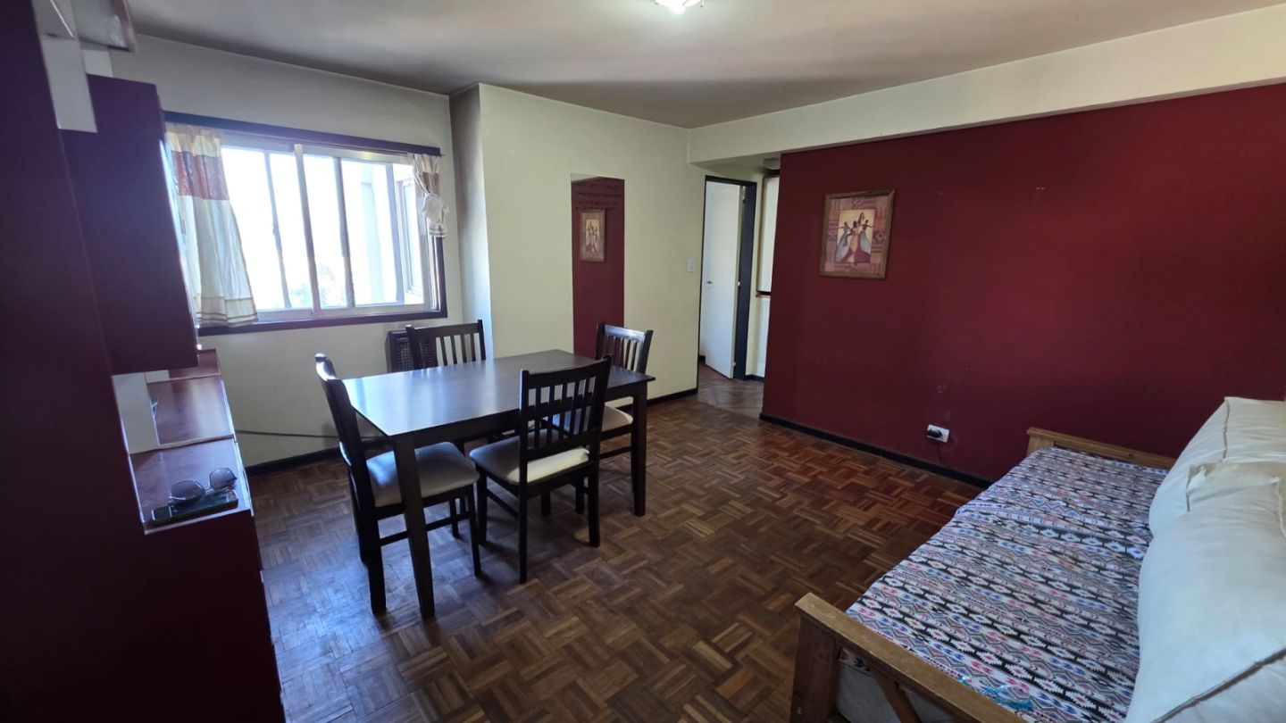 ALQUILER DE DEPARTAMENTO EN San Carlos de Bariloche - Centro - 2