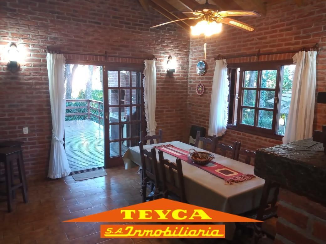 Casa en venta Lasalle 4 ambientes