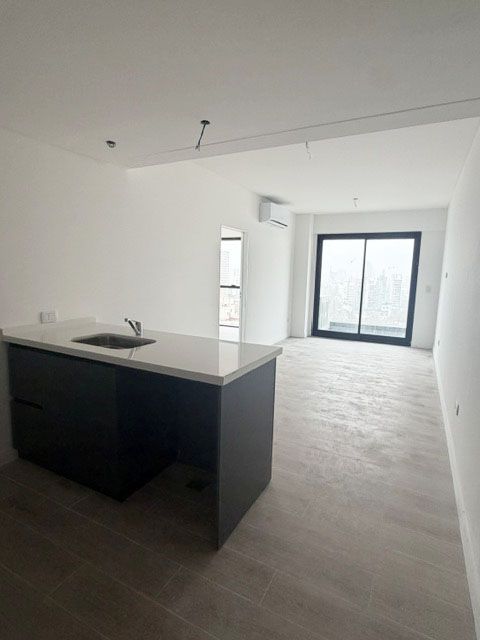 Departamento en Av. Independenci 2500