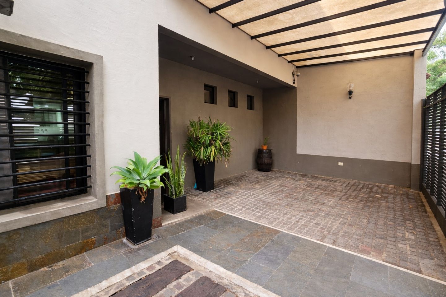 Casa en Venta en General San Martin, G.B.A. Zona Norte