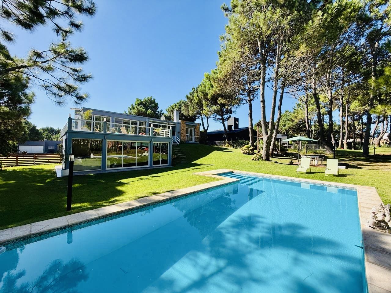Casa en Venta en Pinamar, Buenos Aires Costa Atlantica