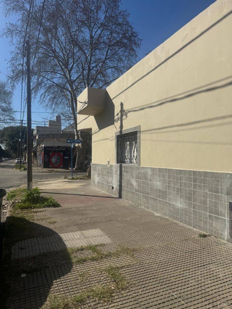 VENTA DE LOCAL EN Tres de Febrero - Santos Lugares - 33