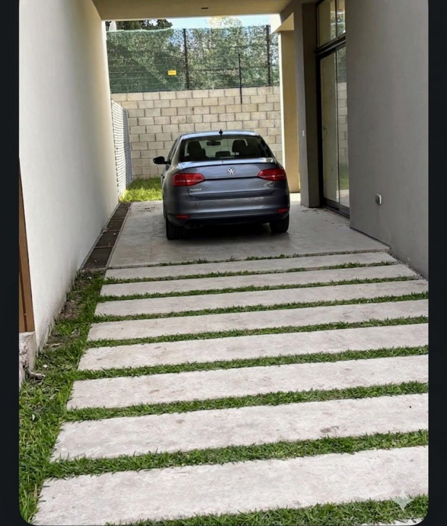 Casa EN VENTA Y ALQUILER
