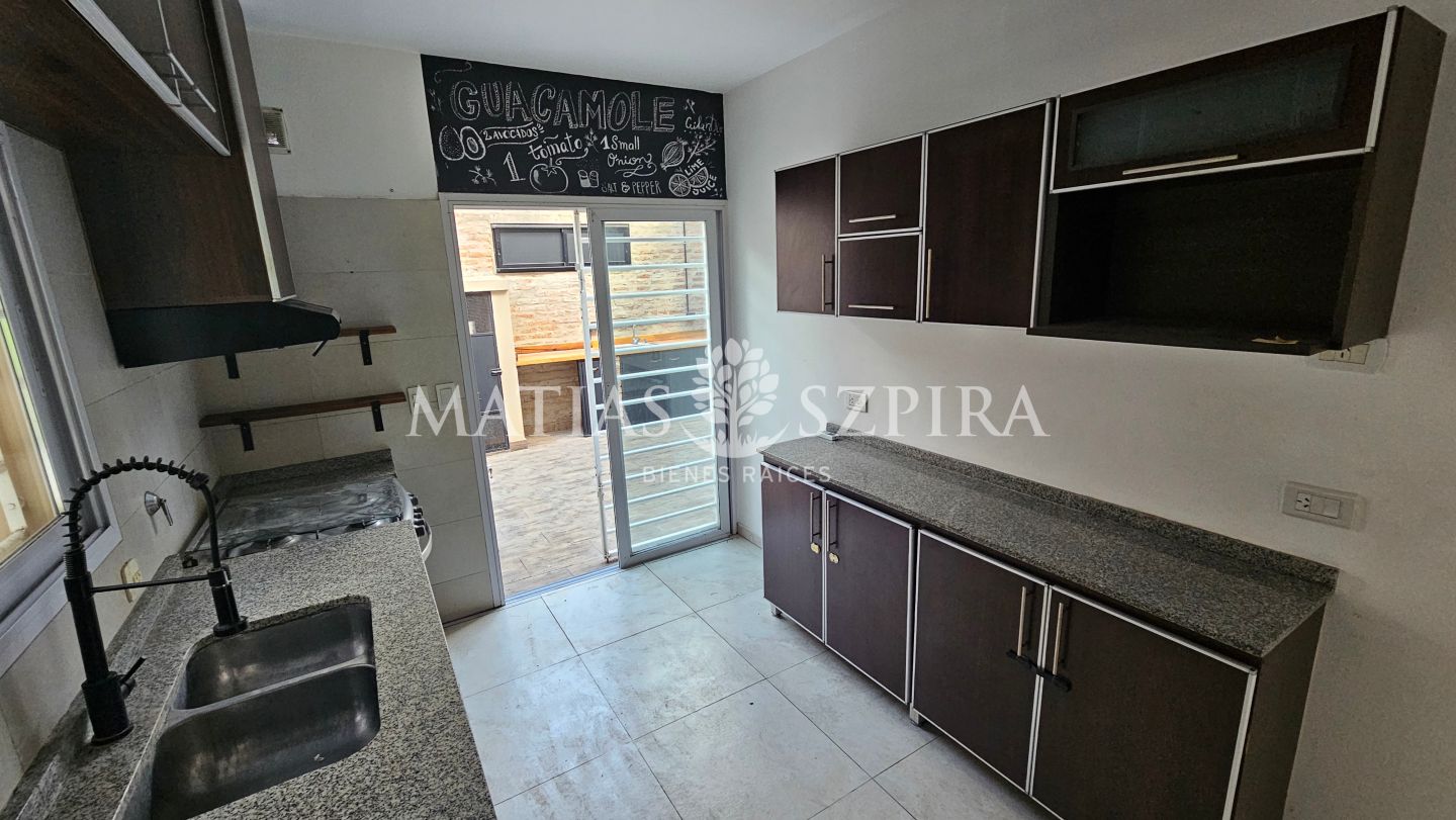 VENTA DE CASA EN Ituzaingó - Villa Udaondo - 4