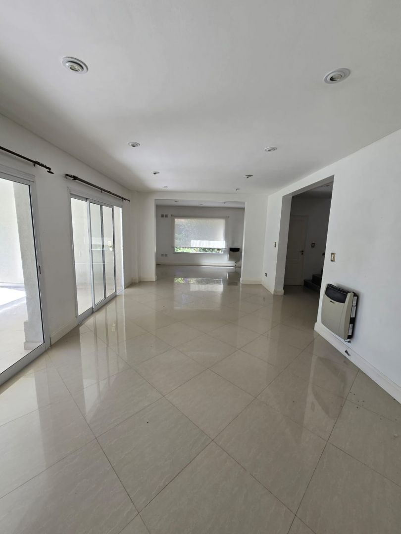 Casa EN ALQUILER