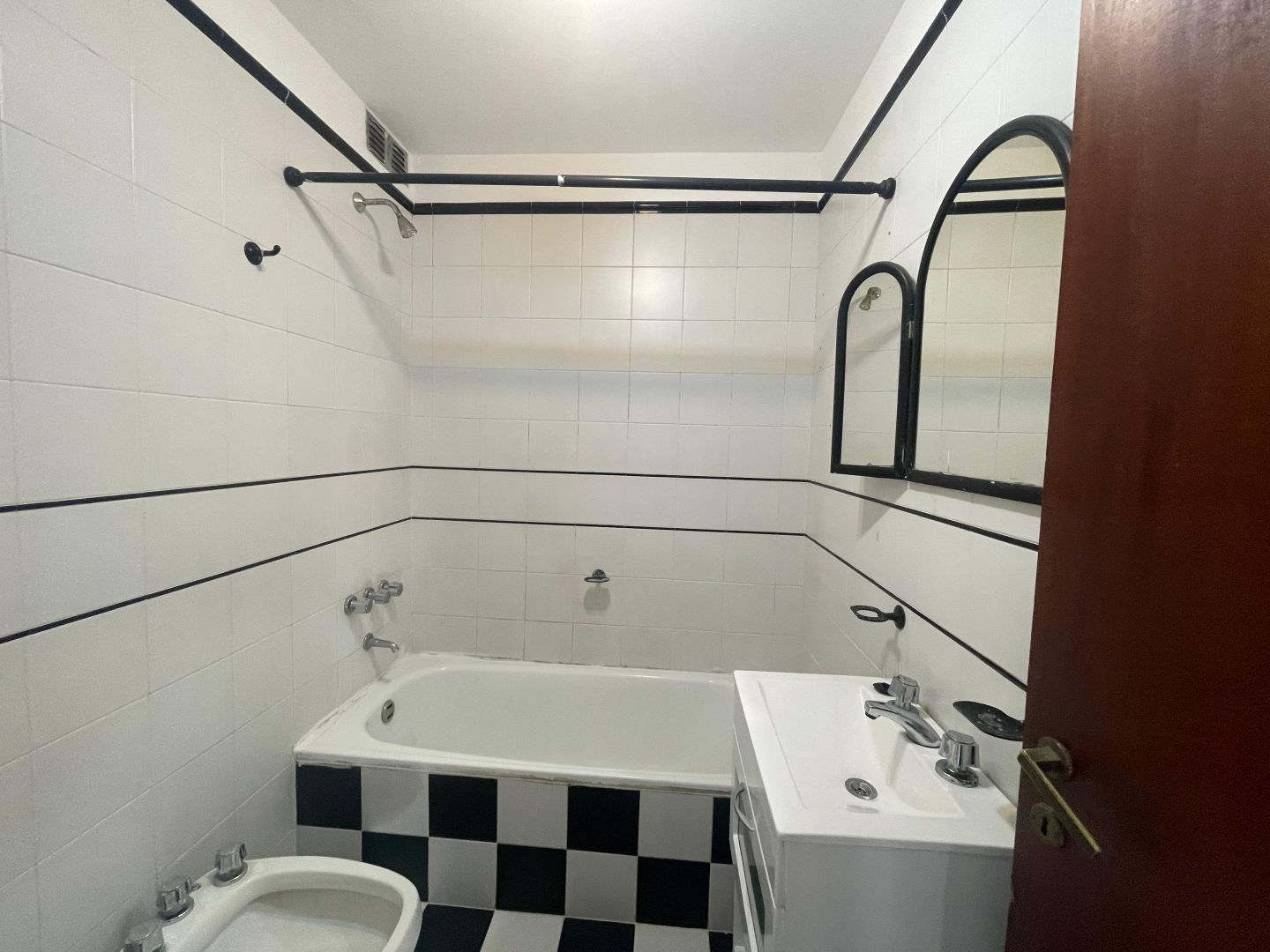 Departamento en Alquiler en General San Martin, G.B.A. Zona Norte