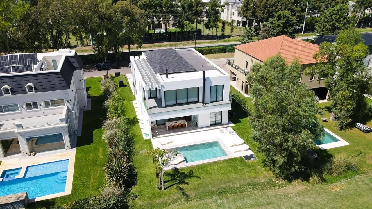 Casa en Venta en Esteban Echeverria, G.B.A. Zona Sur