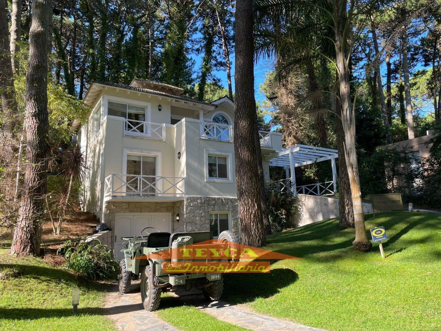 Casa en venta Lasalle 5 ambientes