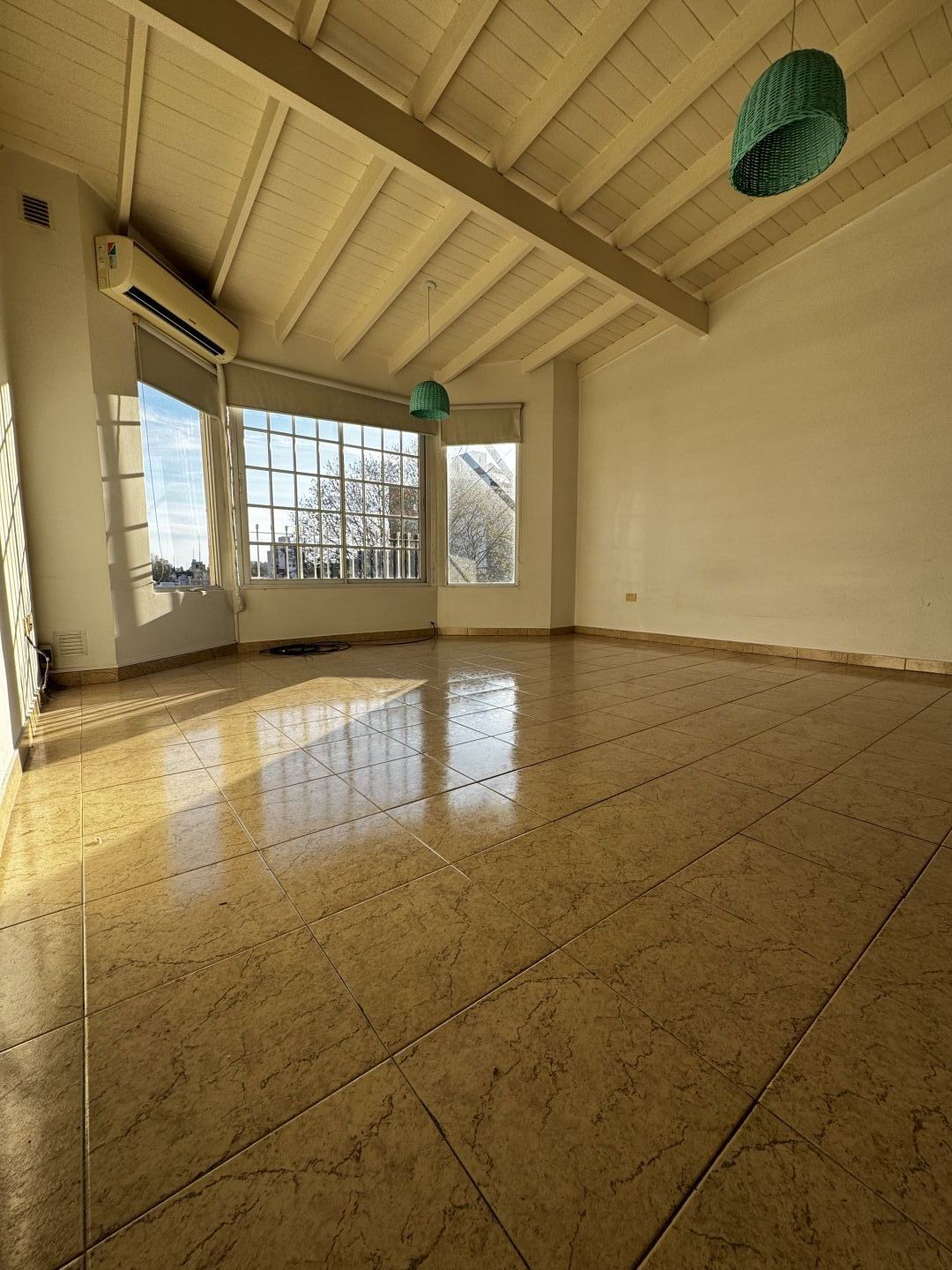 Departamento en Alquiler en Tres de Febrero, G.B.A. Zona Oeste