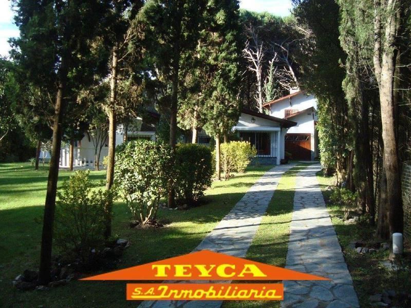 Casa en venta  4 ambientes