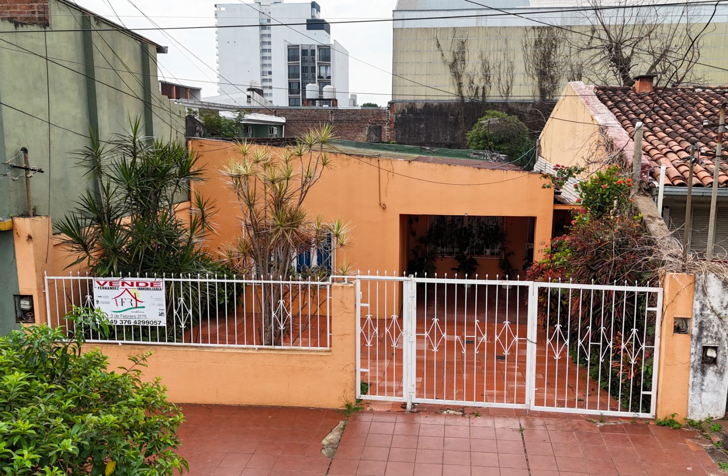 Casa en Av centenario 2700