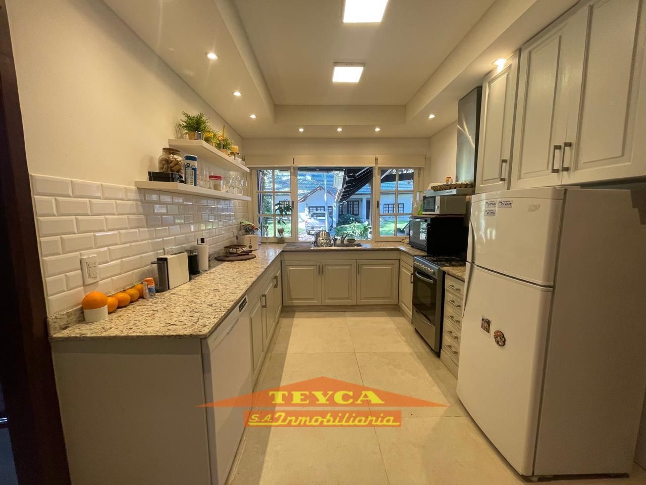 Casa en venta Golf Nuevo 5 ambientes