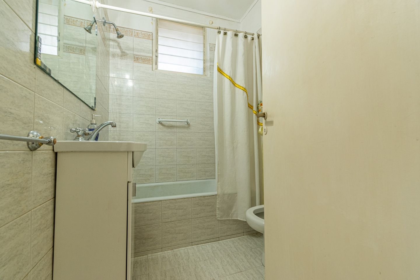 VENTA DE CASA EN General San Martín - San Andrés - 22