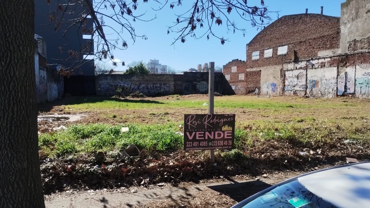 Lote en 03 DE FEBRERO 4600