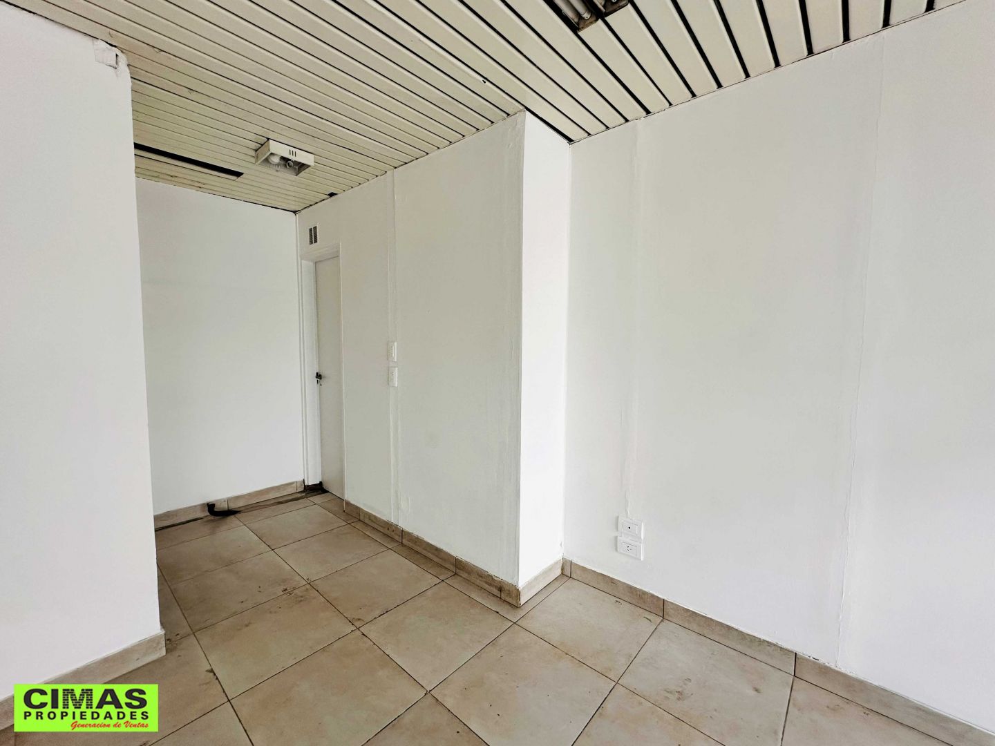 ALQUILER DE LOCAL EN Capital Federal - Floresta - 30