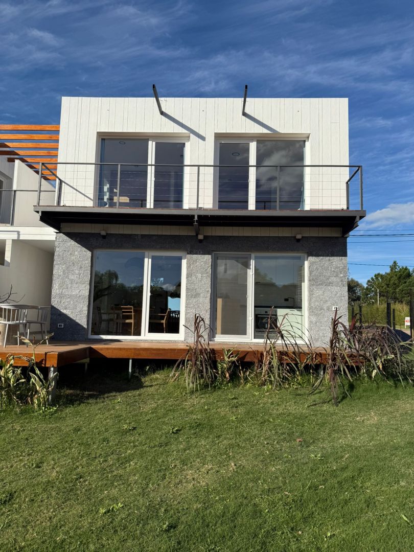 Casa en venta La Barra 3 ambientes