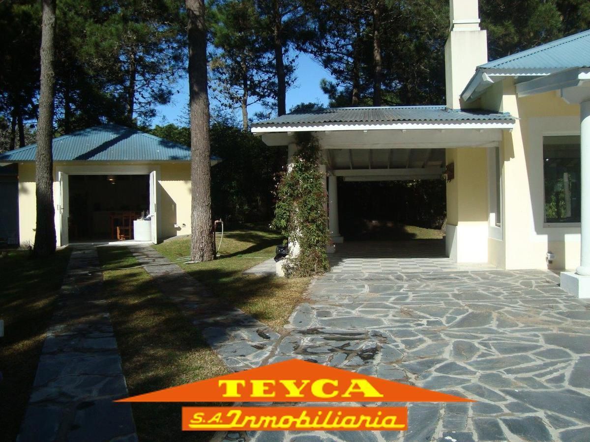 Casa en venta Pinamar Chico 5 ambientes