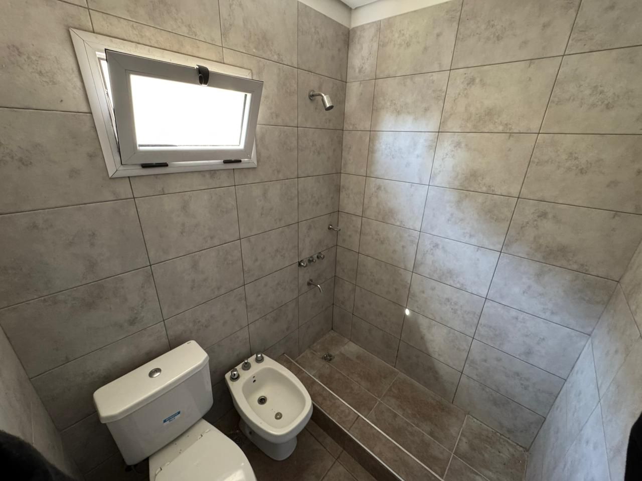VENTA DE CASA EN José C Paz - 22