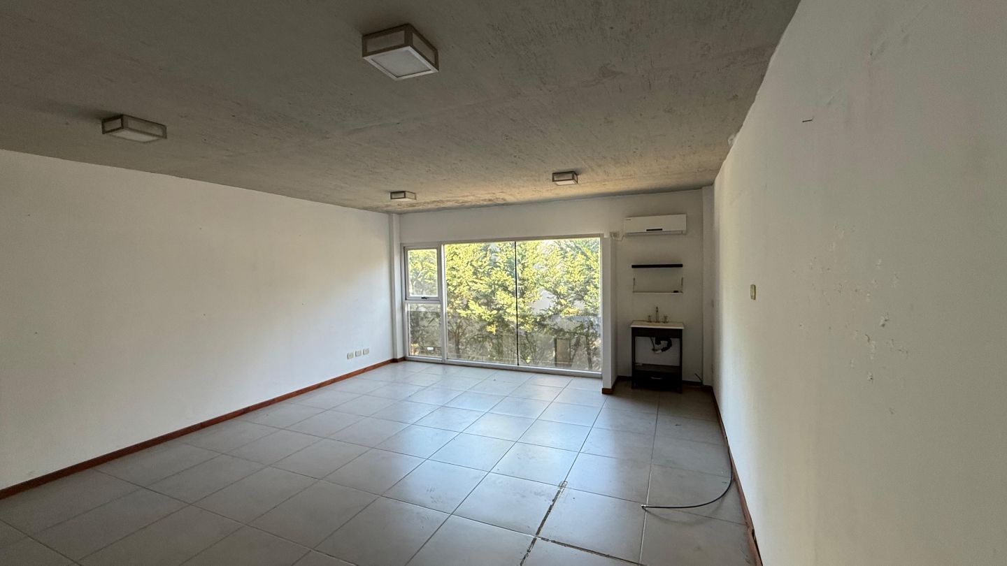 Oficina en Alquiler en Moreno, G.B.A. Zona Oeste