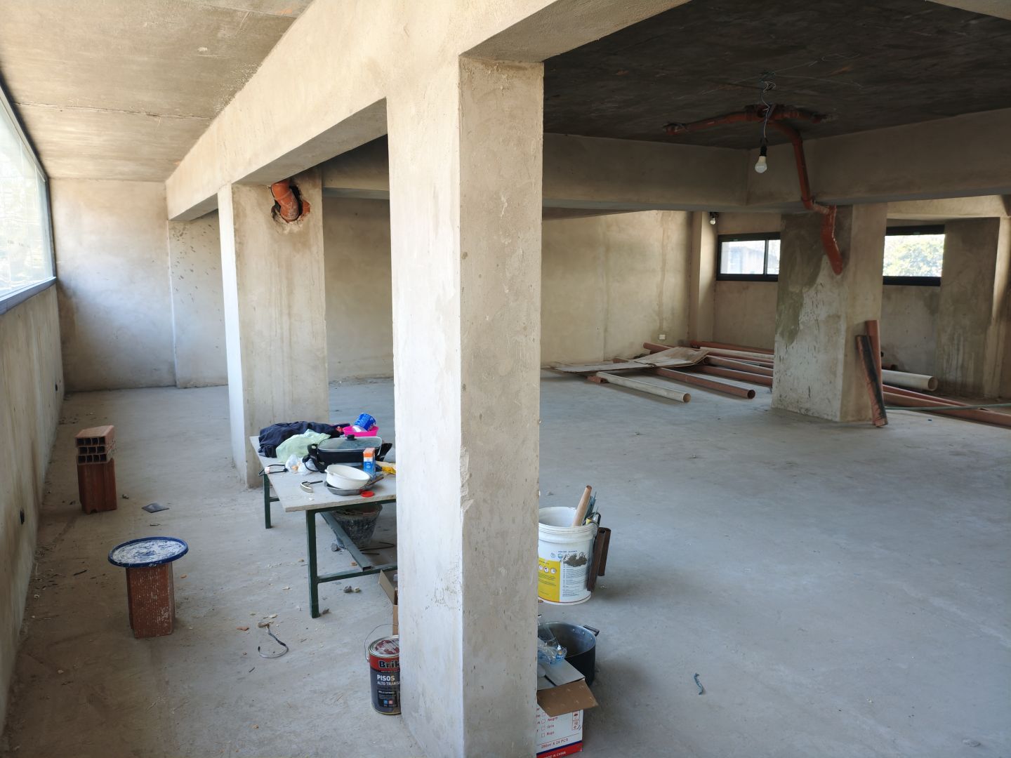 LOCAL EN VENTA Y ALQUILER