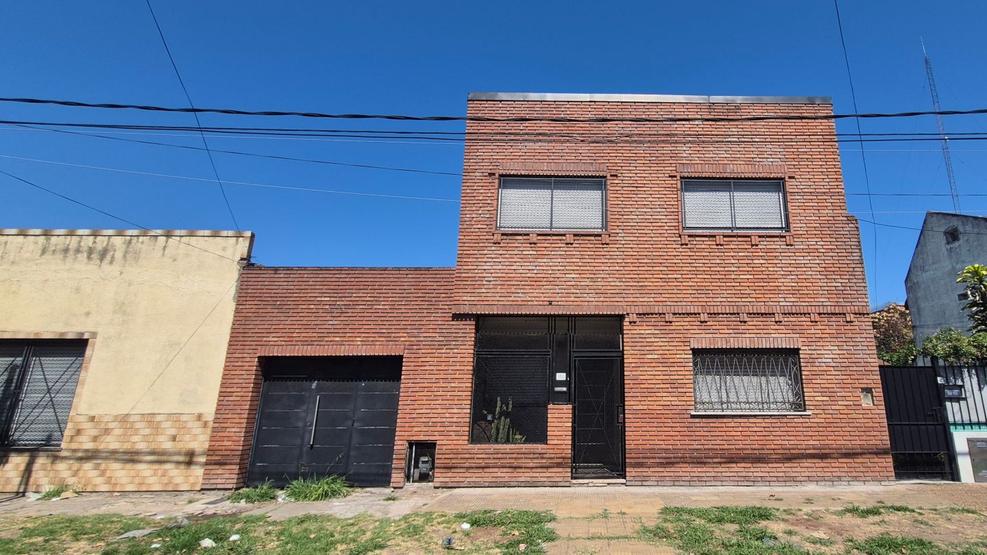 Casa en Venta en General San Martin, G.B.A. Zona Norte
