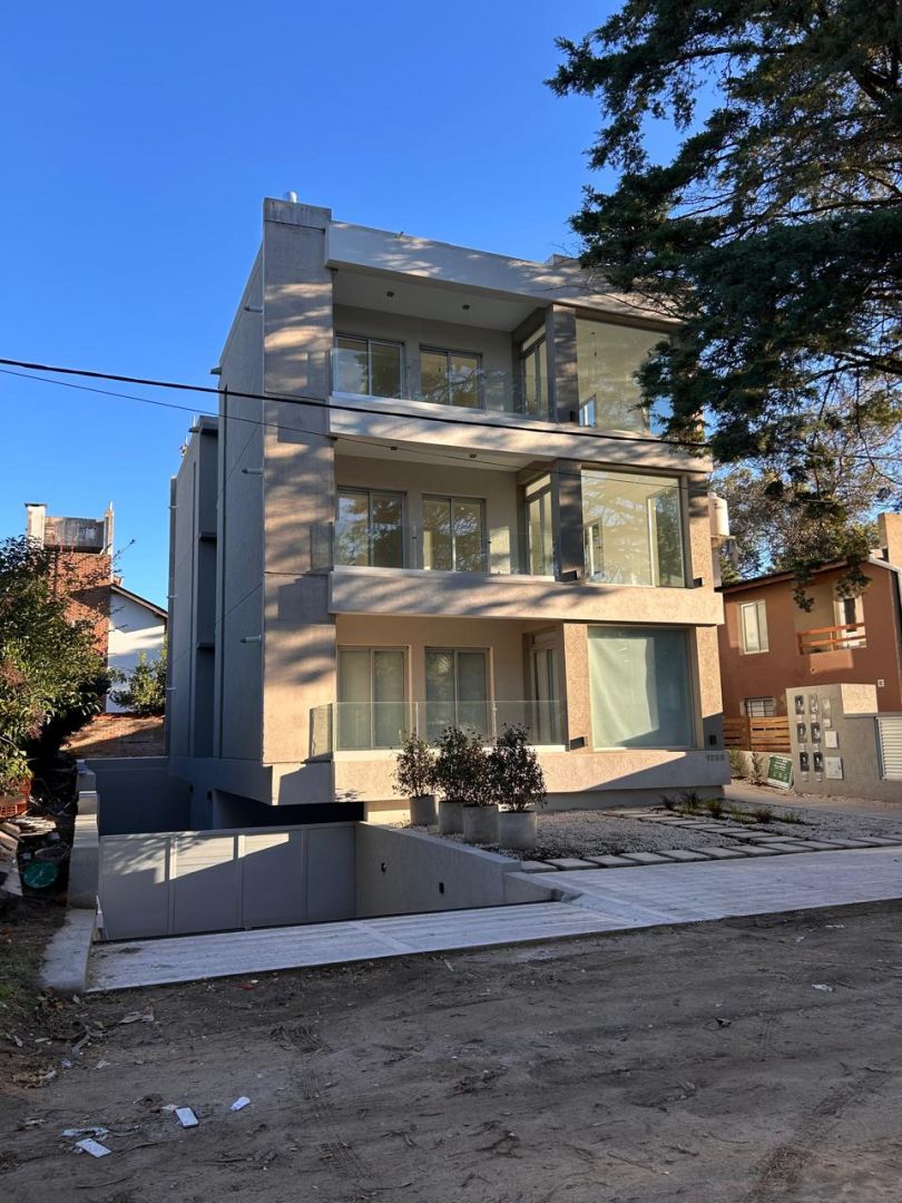 Departamento en Alquiler Temporario en Pinamar, Buenos Aires Costa Atlantica