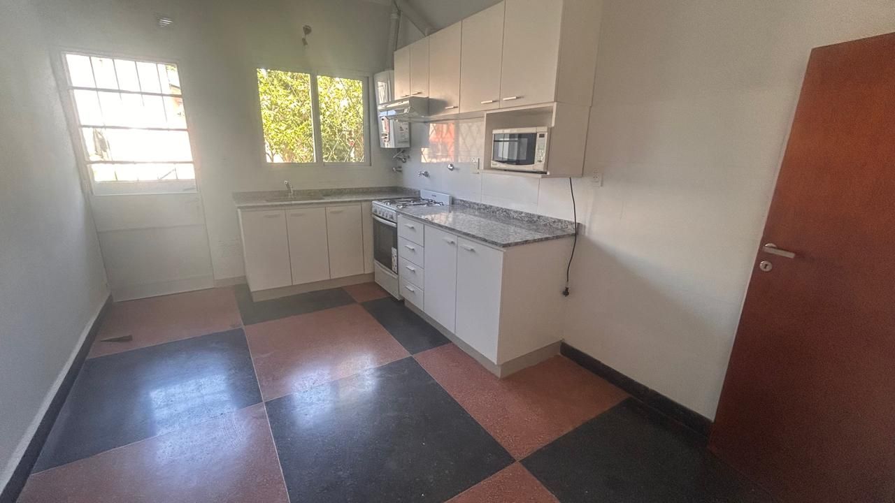 Pastori Propiedades, Alquiler de Casa en Olivos   Vicente López Foto12 