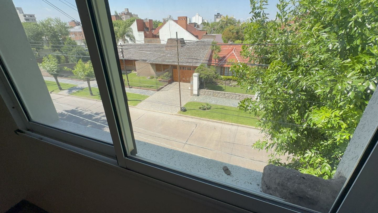 VENTA DE DEPARTAMENTO EN La Plata - La Loma - 34