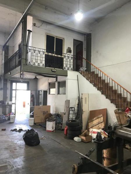 VENTA DE GALPON EN Lomas De Zamora - Llavallol - 4