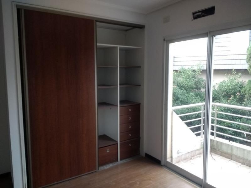 VENTA DE CASA EN Almirante Brown - Adrogue - 11