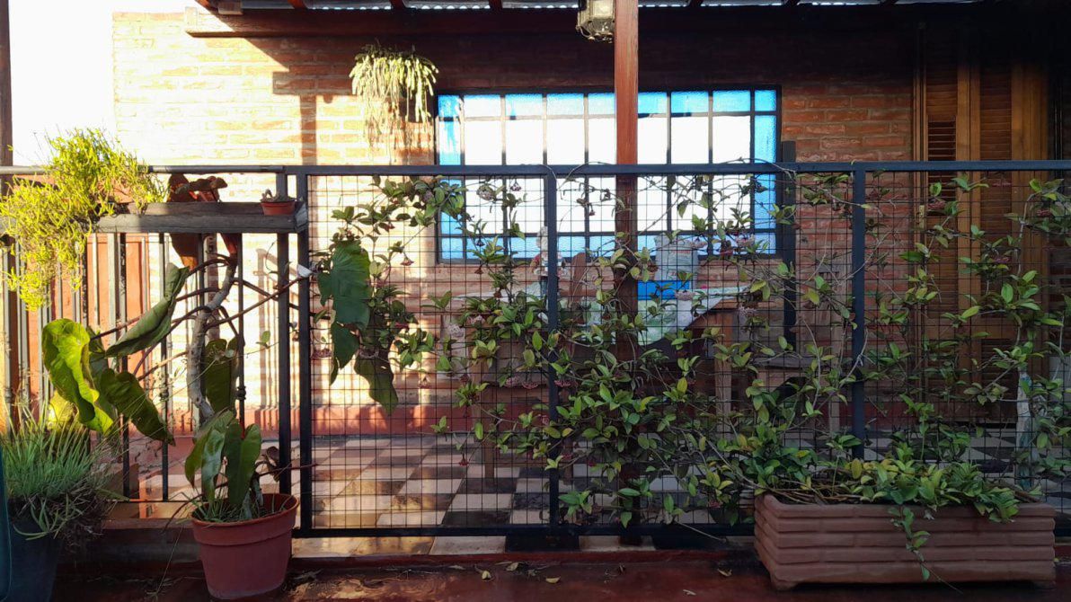VENTA DE CASA EN G.B.A. Zona Sur - Monte Grande - 25